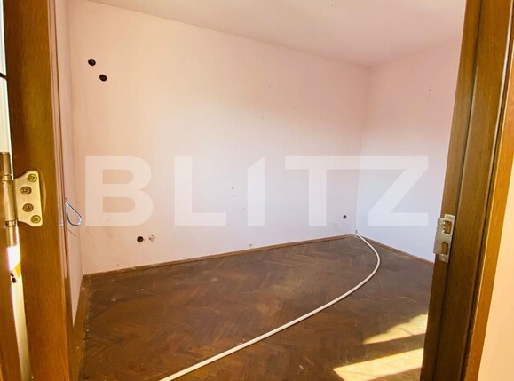 Apartament de vânzare 3 camere Micro 4 - 99263AV | BLITZ Târgoviște | Poza5