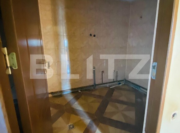 Apartament de vânzare 3 camere Micro 4 - 99263AV | BLITZ Târgoviște | Poza6