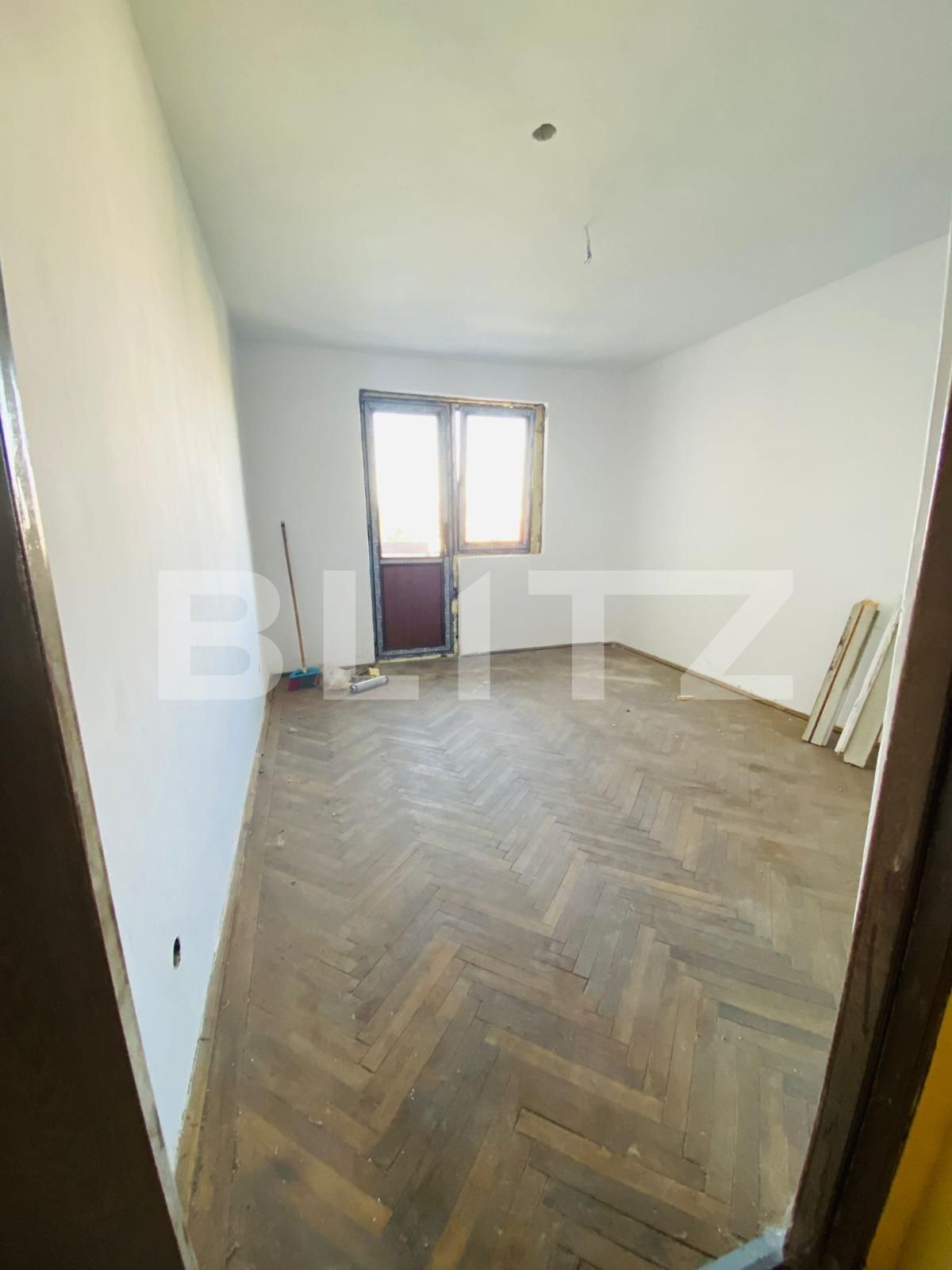 Apartament de vânzare 3 camere Micro 4 - 99263AV | BLITZ Târgoviște | Poza1