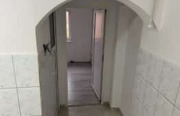 Apartament 3 camere, decomandat, suprafata 50 mp, zona Spiru Haret