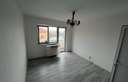 Apartament 3 camere, decomandat, suprafata 50 mp, zona Spiru Haret