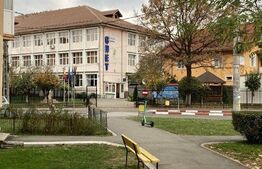 Apartament de 2 camere cu balcon, 49 mp, Str 23 August, zona liceului Ecateriana Teodoroiu