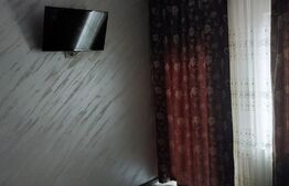 Casa de inchiriat cu foisor, terasa si curte 