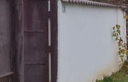 Casa cu două nivele, 160 mp utili, 2000 mp teren, Stănești ,Gorj.