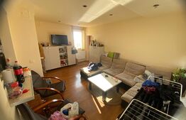 Apartament cu 3 camere, zona centrala