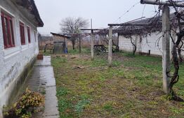 De vanzare casa si teren 1900 mp in Targu-JIU