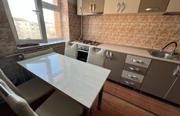 Apartament cu 3 camere, central, 67mp