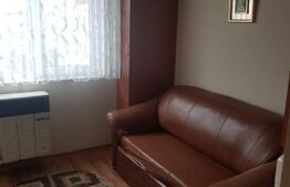 Vand garsoniera in zona 9 Mai