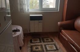 Vand garsoniera in zona 9 Mai