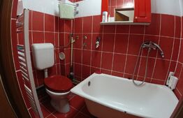 Vand apartament 3 camere in zona Piata mica