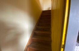 Case si Teren in comuna Scoarta