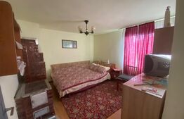 Case si Teren in comuna Scoarta