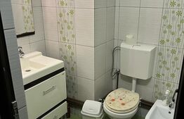 Apartament 4 camere, 2 bai, 90mp, decomandat, terasa, zona Victoriei