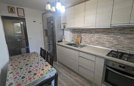 Apartament 3 camere, 65 mp, cartier 9 Mai