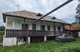 Casa si Teren, 1700mp, zona Iezureni