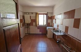 Apartament 3 camere, 84mp, zona Centrala 