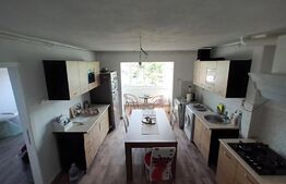 Apartament 3 camere, 72mp, ROVINARI