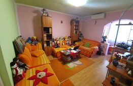 Apartament 3 camere, 50mp, zona 9 mai 