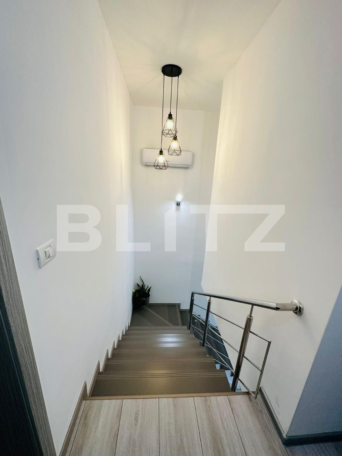 Casa de vânzare 4 camere 1 Mai - 126744CV | BLITZ Târgu Jiu | Poza11
