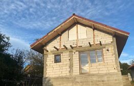 Casa plan parter, 154mp, comuna Balesti