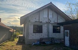 Casa plan parter, 154mp, comuna Balesti