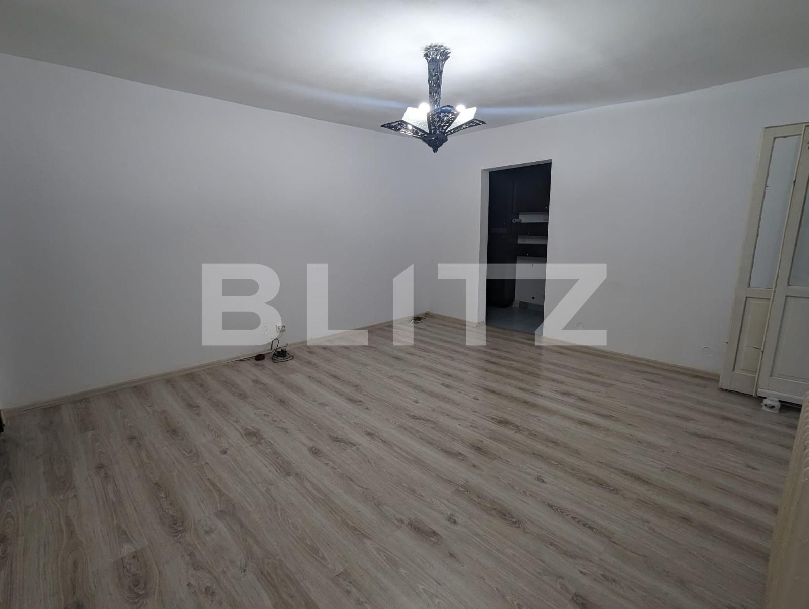 Apartament de vânzare 3 camere Ultracentral - 129517AV | BLITZ Târgu Jiu | Poza1