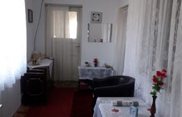 Casa de vanzare, zona Petresti