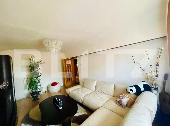 Apartament de vânzare 4 camere 9 Mai - 130369AV | BLITZ Târgu Jiu | Poza1