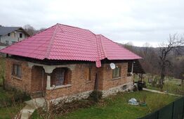 Casa pe parter, teren de 2980 mp, zona Schela