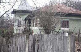 Casa 4 camere, 78mp, Scoarta