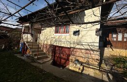 Casa plan parter 85 mp si 370 mp teren , zona Runcu