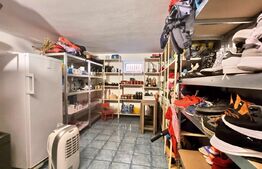 Apartament 3 camere, 80mp, bloc nou, curte proprie, zona Centrala