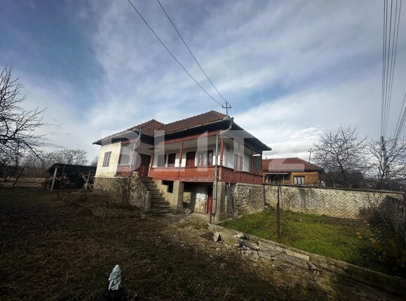 Casa de vânzare 4 camere Exterior Vest - 133180CV | BLITZ Târgu Jiu | Poza1