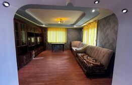 Casa si teren, 1700 mp, zona Pestisani