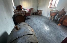  Casa de vacanta zona Arcani si 3000 mp teren