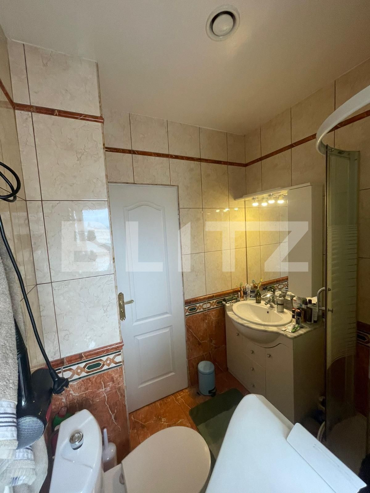 Apartament de vânzare 4 camere Ultracentral - 136003AV | BLITZ Târgu Jiu | Poza9