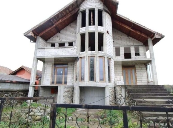 Casa de vânzare 9 camere Exterior Vest - 137446CV | BLITZ Târgu Jiu | Poza1