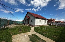 Casa plan parter, zona Narciselor