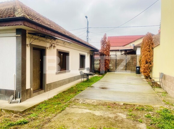 Casa de vânzare 3 camere Central - 138043CV | BLITZ Târgu Jiu | Poza1
