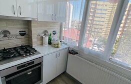 Apartament 3 camere, decomandat, zona 8 Mai
