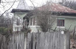 Casa 4 camere, 78mp, Scoarta