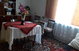 Casa de vanzare, zona Petresti