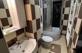 Apartament 3 camere, decomandat, zona 9 Mai