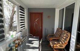 Apartament 3 camere, decomandat, zona 9 Mai