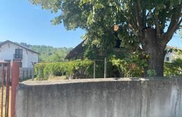 Casa si teren, 70mp, comuna Balesti