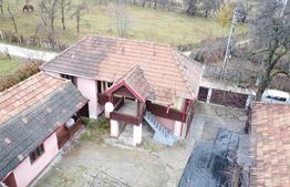 Casa plan parter si teren, 90mp, zona Runcu