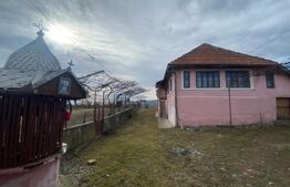 Casa plan parter, Carpinisi, Gorj