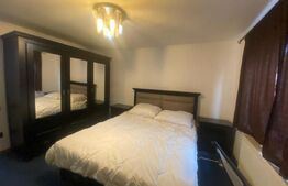 Casa plan parter, situata Central