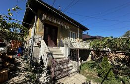 Casă pe plan parter, cu teren aferent de 6500mp, situată în Stanesti