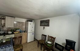 Casă pe plan parter, cu teren aferent de 6500mp, situată în Stanesti